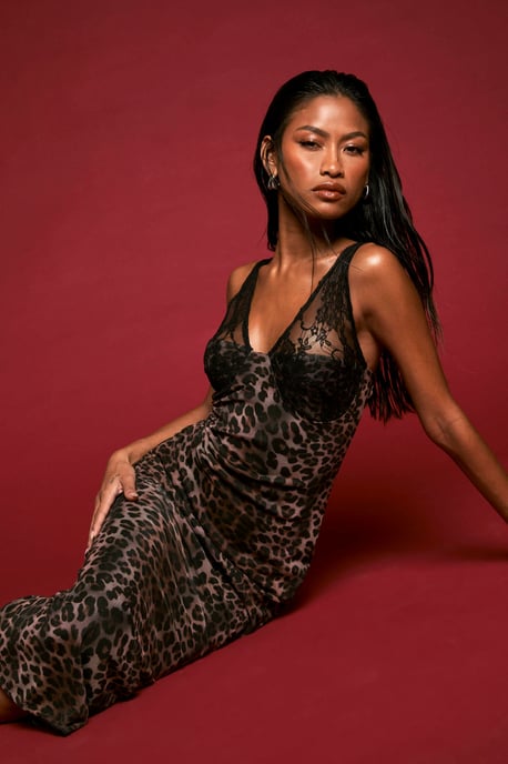 Leopard Print Bodycon Dress With Lace Cup Detail - Image 3