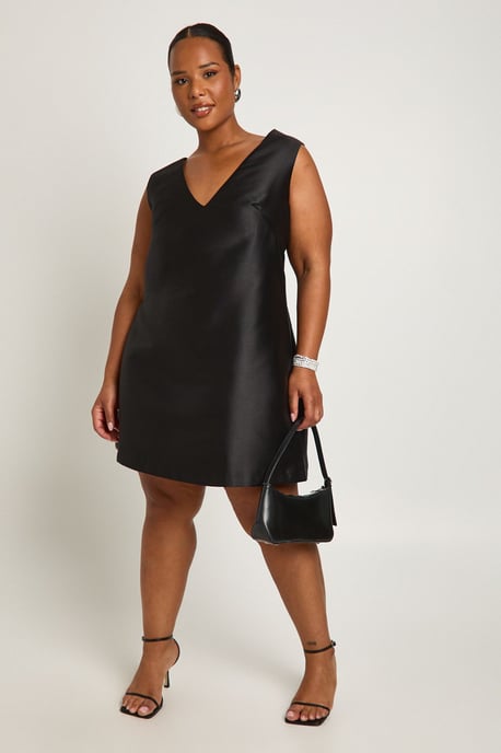 Plus Plunge Align Bow Back Dress - Image 3