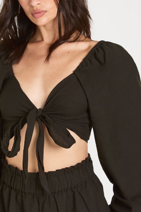 Linen Look Knot Crop & Paperbag Waist Shorts - Image 4