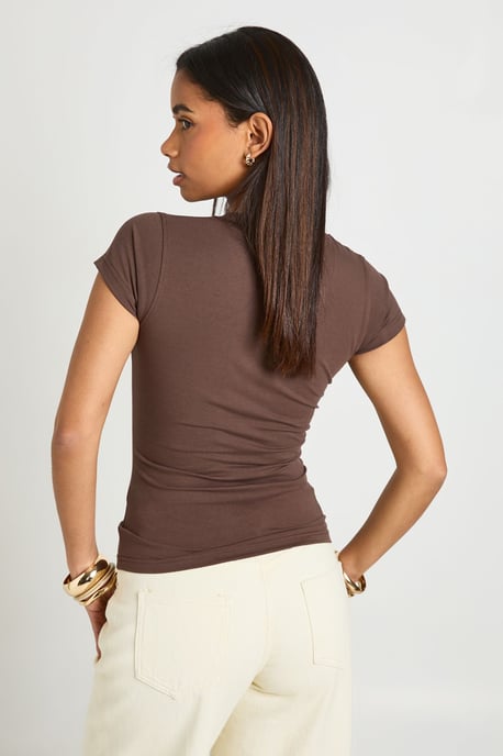 V Neck Cap Sleeve Fitted T-shirt - Image 2