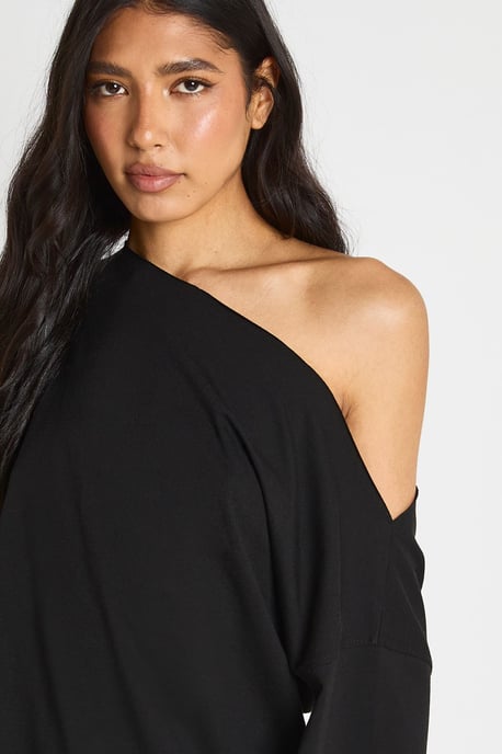Tall Off The Shoulder Oversized T-Shirt - Image 4