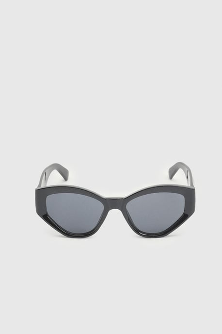 Chunky Framed Cat Eye Sunglasses - Image 3