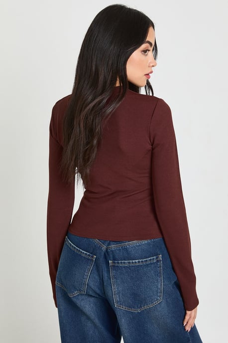 Rib Gold Trim Detail Cut Out Long Sleeve - Image 2