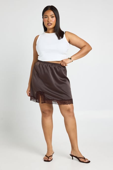 Plus Satin Lace Trim Mini Skirt - Image 3