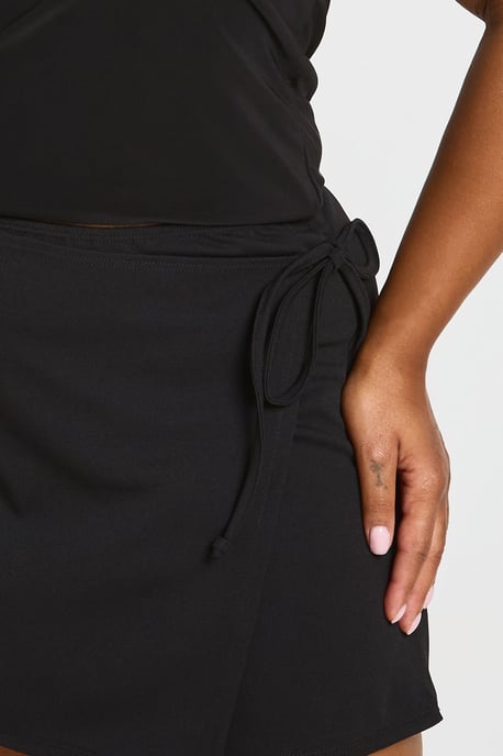 Plus Wrap Detail Skort - Image 4