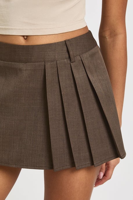 Pleated Side Skort - Image 4