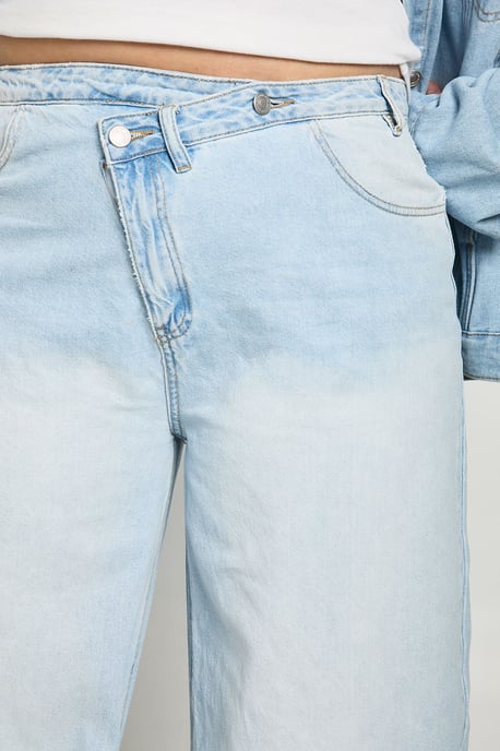 Plus High Waist Crossover Waistband Wide Leg Jean - Image 4