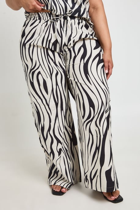 Plus Zebra Elasticated Wide leg Trouser - Image 4