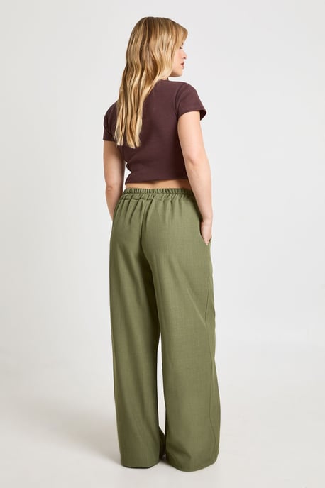 Petite Woven Tailored Pleated Wide Leg Trouser - Image 2