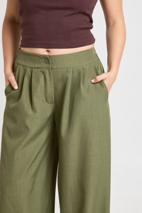 Petite Woven Tailored Pleated Wide Leg Trouser - Image 4