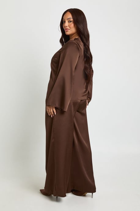Plus Boat Neck Boxy Satin Top And Wide Leg Trousers - Image 2
