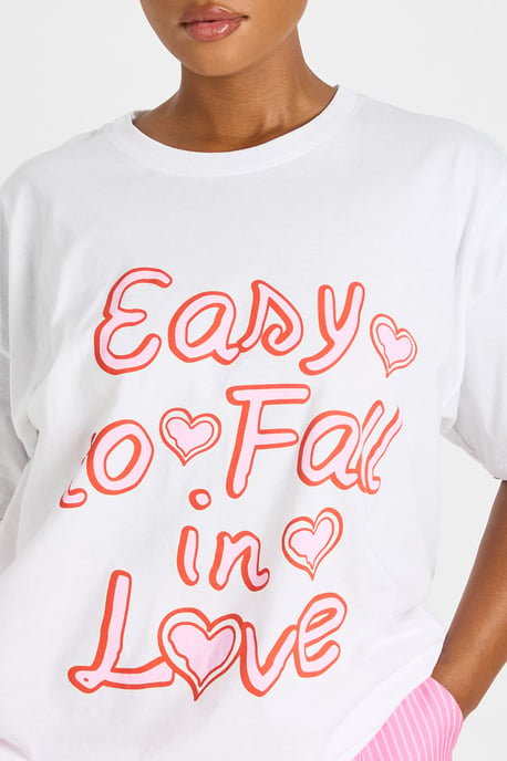 Plus Easy To Fall In Love Printed T Shirt - Image 4