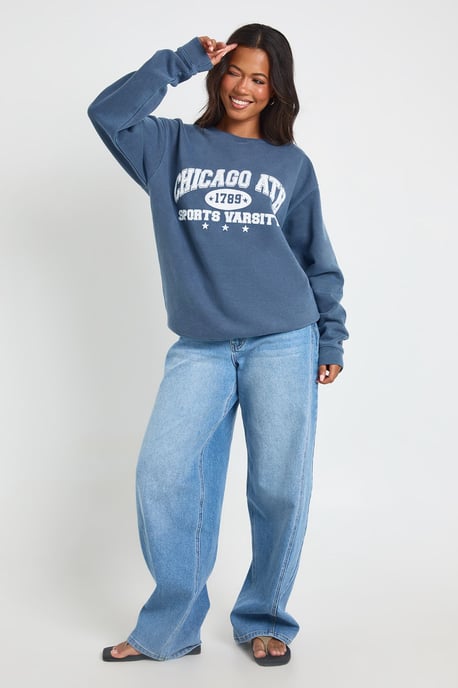 Chicago Print Washed Oversized Sweatshirt - Image 3