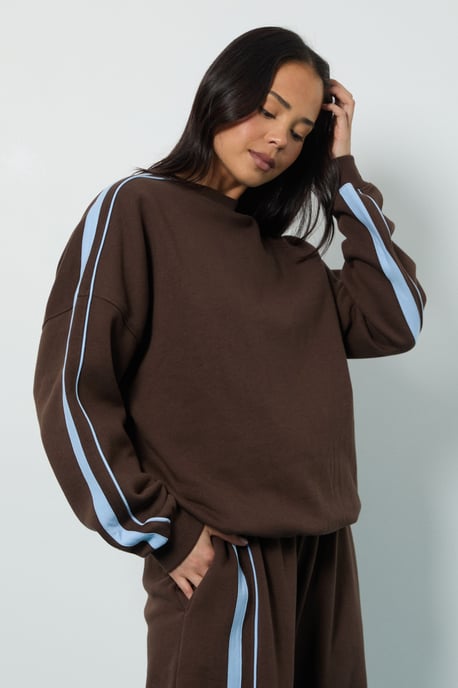 Double Side Striped Oversized Sweatshirt - Image 2