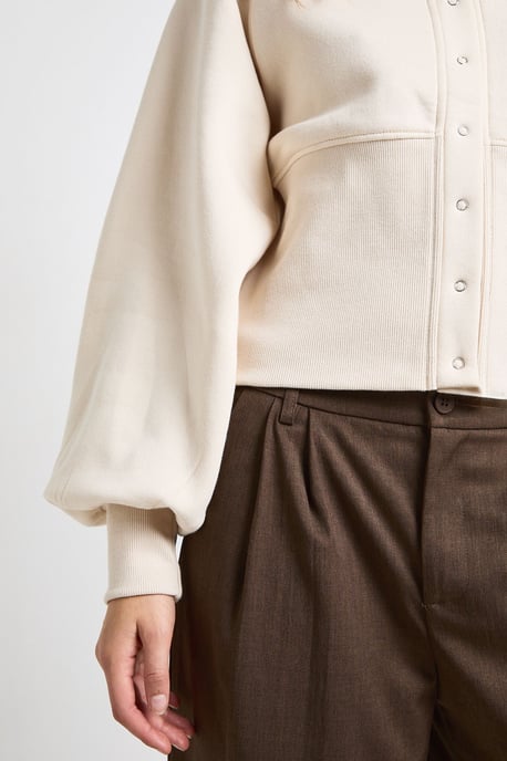 Balloon Sleeve Cinched Waist Popper Sweatshirt - Image 4