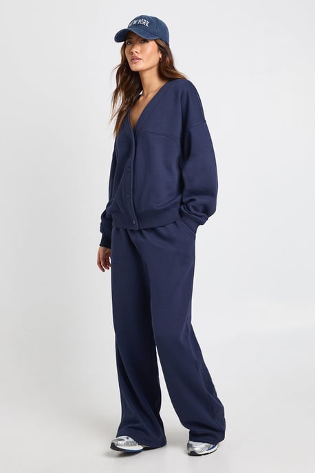 Button Through Cardigan Sweatshirt And Straight Leg Jogger Tracksuit - Image 3