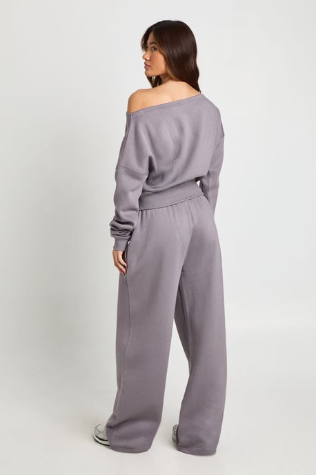 Off Shoulder Sweatshirt And Pleated Jogger Tracksuit - Image 2