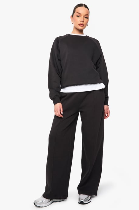 Petite Pintuck Detail Straight Leg Jogger - Image 3