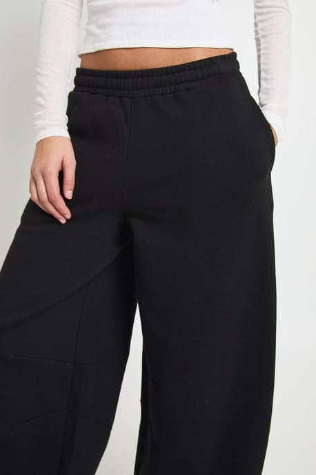 Barrel Leg Jogger - Image 4