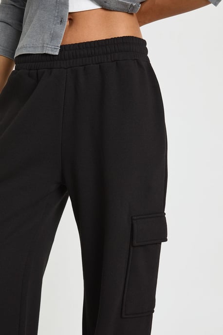 Tall Wide Leg Cargo Joggers - Image 4