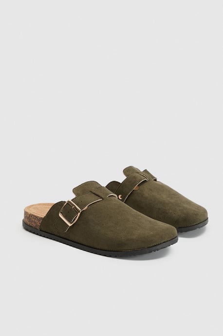 Faux Suede Basic Closed Toe Clogs - Image 2