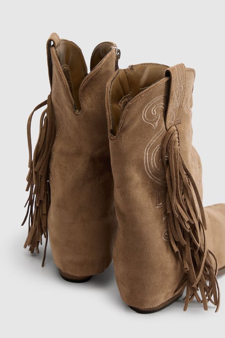 Faux Suede Fold Over Tassel Detail Calf High Western Boots - Image 4