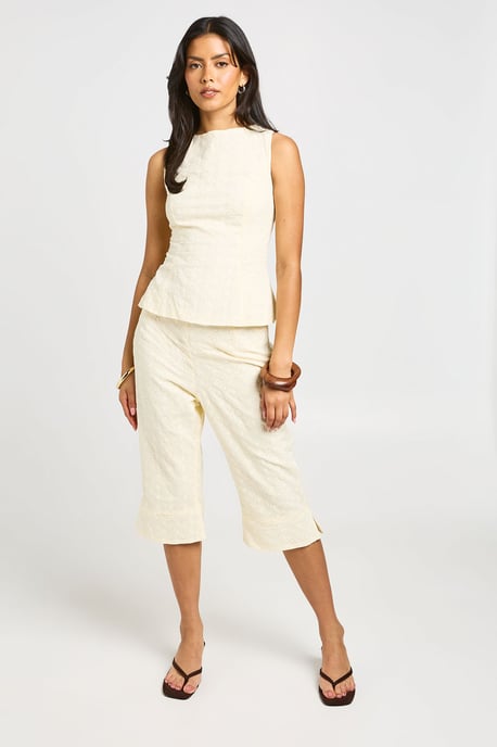 Woven Broderie Capri - Image 1