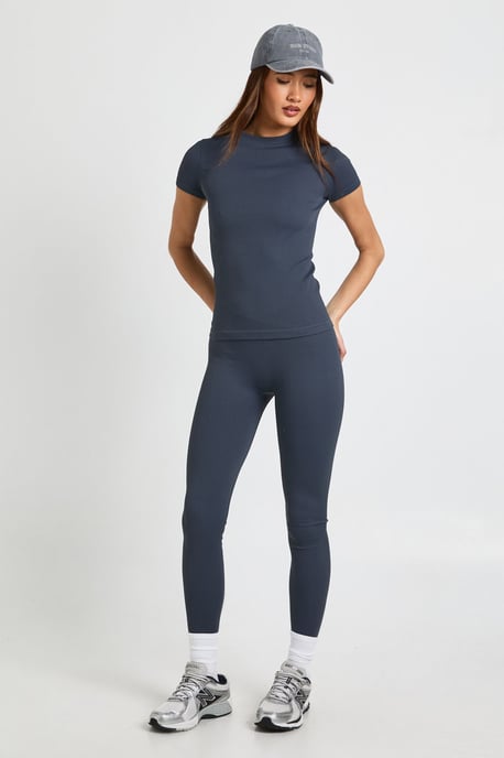 Contour Ribbed Seamless Short Sleeve Active Top - Image 3