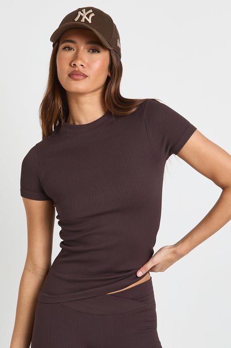 Contour Ribbed Seamless Short Sleeve Active Top - Image 1