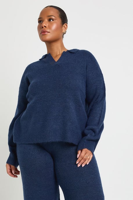 Plus Collar Knitted Lounge Set - Image 4