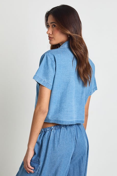 Chambray Cropped Short Sleeve Shirt - Image 2