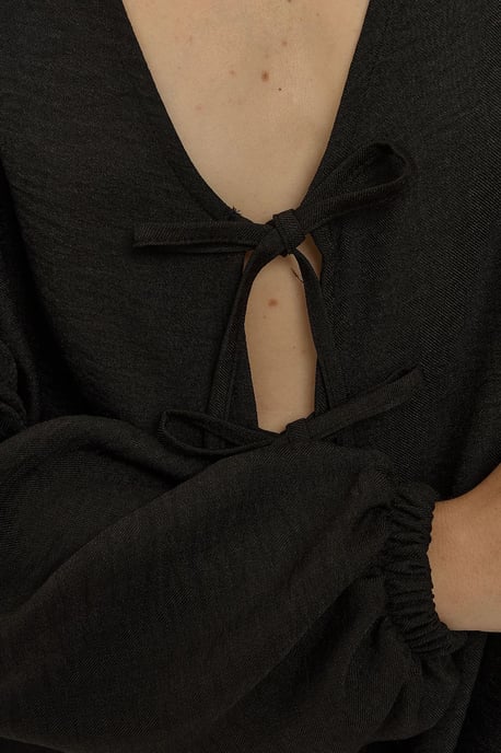 Relaxed Fit Tie up Detail Blouse - Image 5