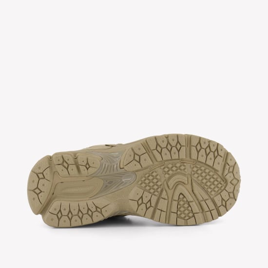 New Balance P2002 unisex sneakers in - Image 6