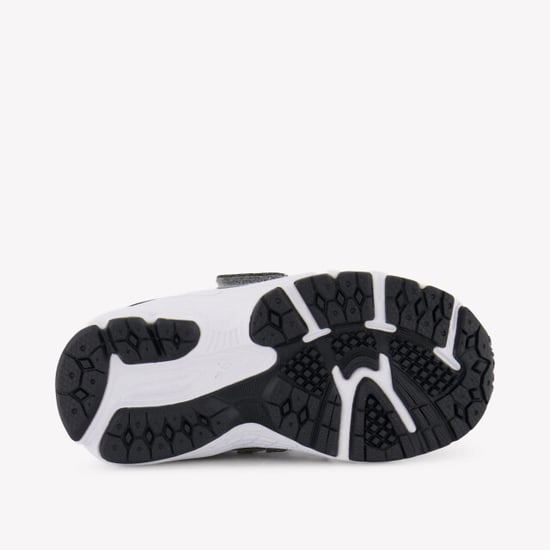 New Balance Unisex sneakers in - Image 3