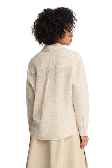Beige gestreept hemd met een subtiel kreukeffect, loose fit en een geborduurd Rigby Go-logo - Image 4