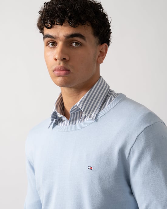 Essential Cotton Crew Neck Long Sleeve Crew Neck Crew Neck Sweatshirt in Light Blue Sweatshirt - Image 3