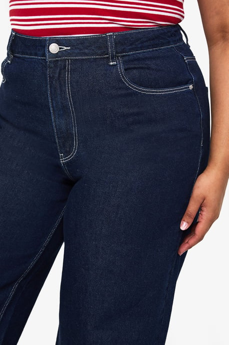 Plus Mid Waist Baggy Fit Jean - Image 4