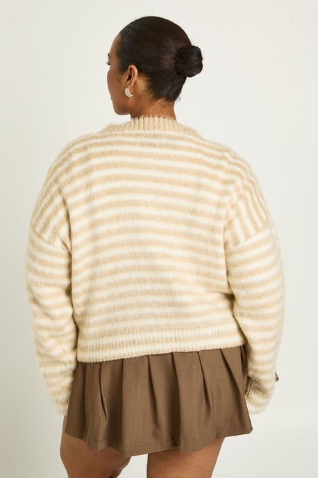 Plus Fluffy Crew Neck Knitted Cardigan - Image 2