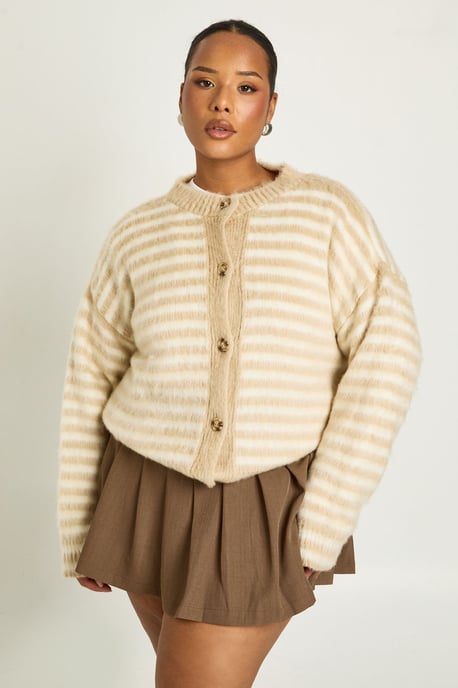 Plus Fluffy Crew Neck Knitted Cardigan - Image 3