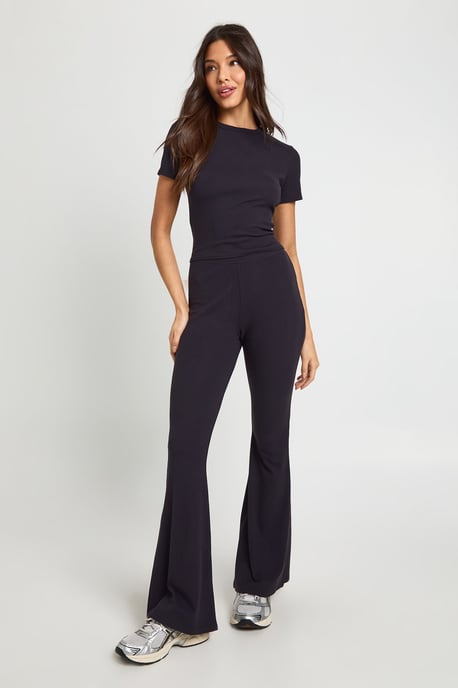 Ultra Soft Flared Legging - Image 3
