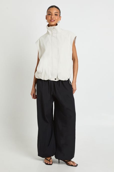 Funnel Neck Zip Through Gilet - Image 3