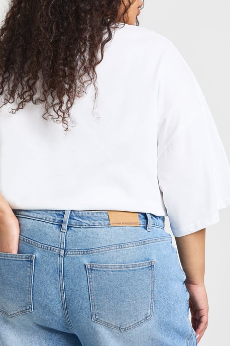 Plus Mid Waist Barrel Jean - Image 4
