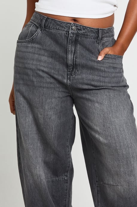Plus Mid Waist Barrel Fit Jean - Image 4