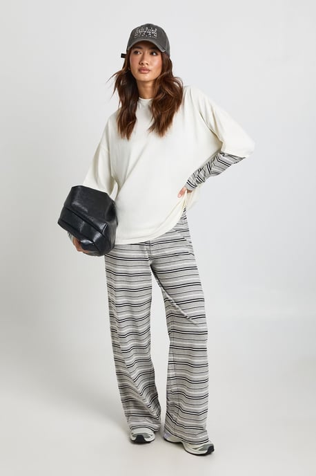 Stripe Sleeve Double Layer Oversized T-Shirt - Image 3