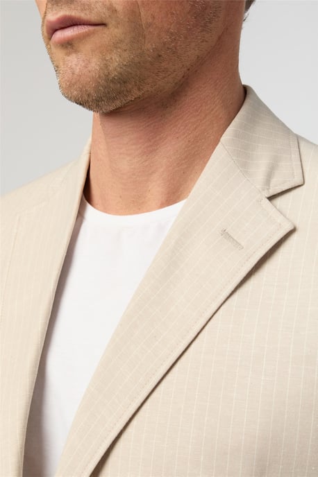 Single Breasted Two Button Regular Suit Jacket - Image 4