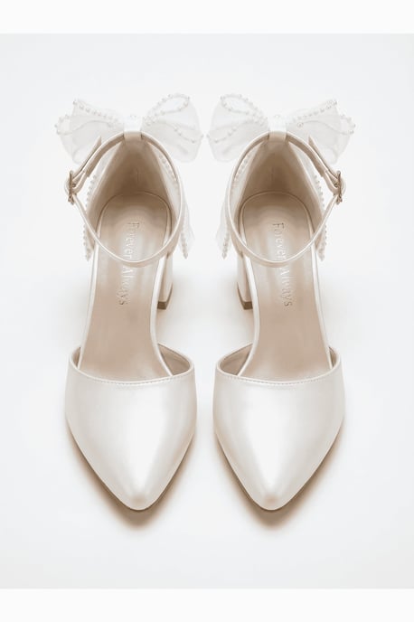 Rosavelle Pointed Toe Block Heel Bridal Sandal - Image 6