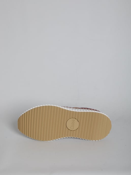 Nama sneakers - Image 4