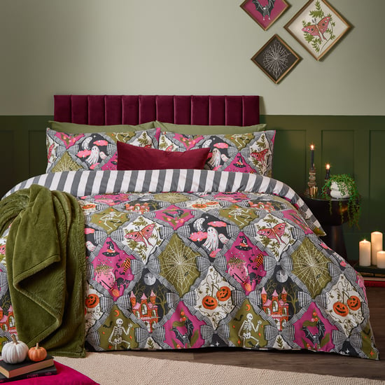 Furn Hallowquin Spooky Reversible Duvet Cover Set, Multi - Image 1