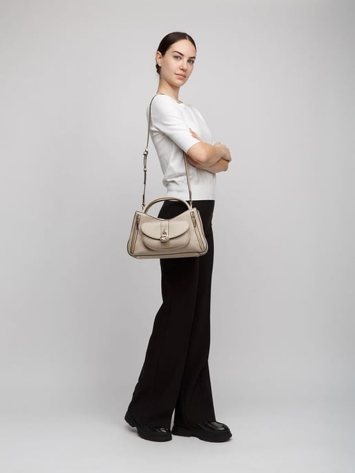 Guess Schoudertas Taupe - Image 5