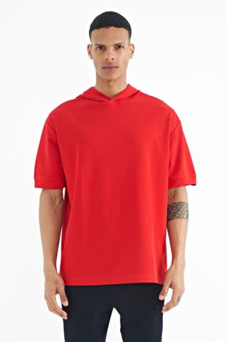 Oversized Hoodie T-Shirt met Accessoire Details - Image 1